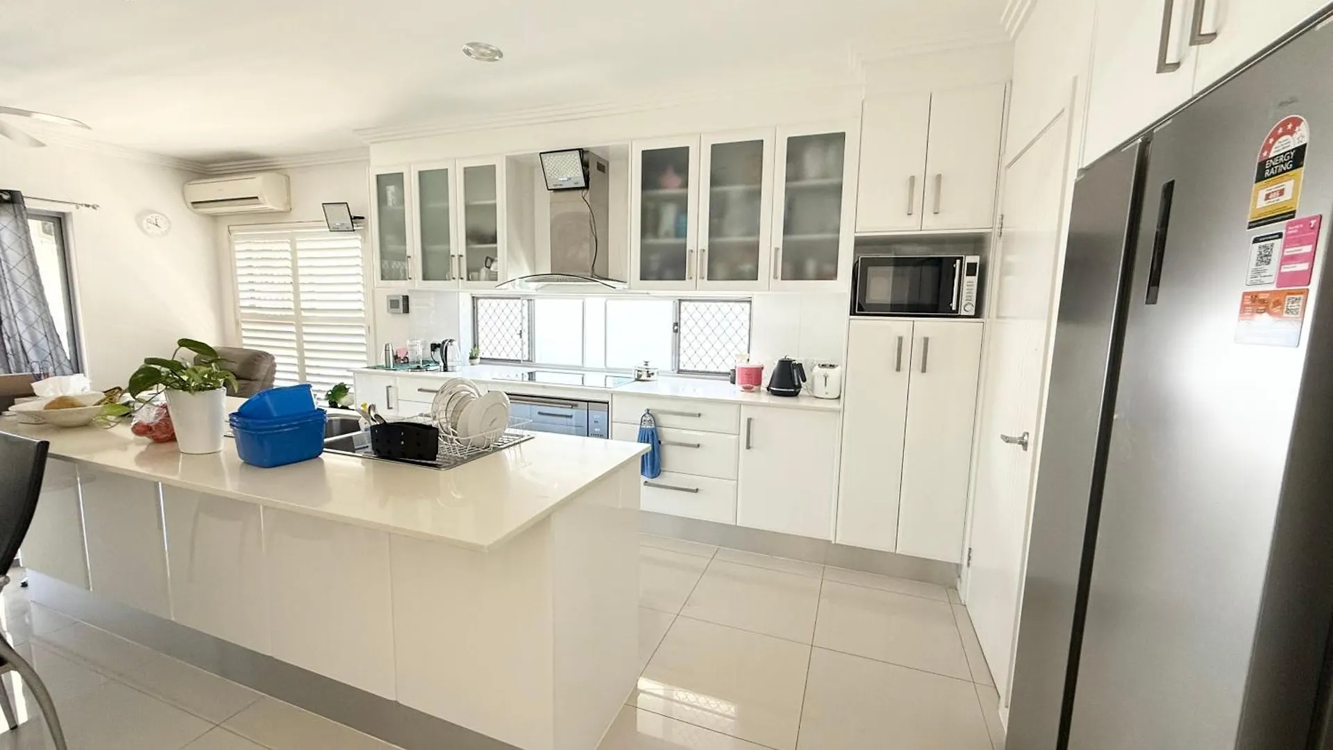 2 Spacious Rooms With Shared Bathroom In Modern Sunnybank Home Brisbane