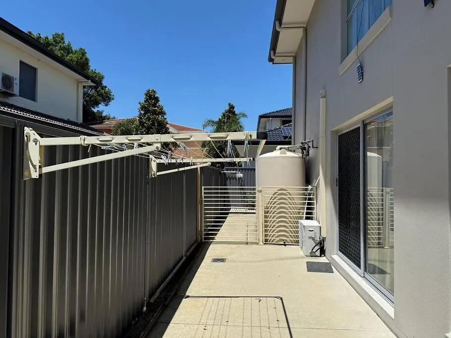 2 Spacious Rooms With Shared Bathroom In Modern Sunnybank Home Brisbane Australia